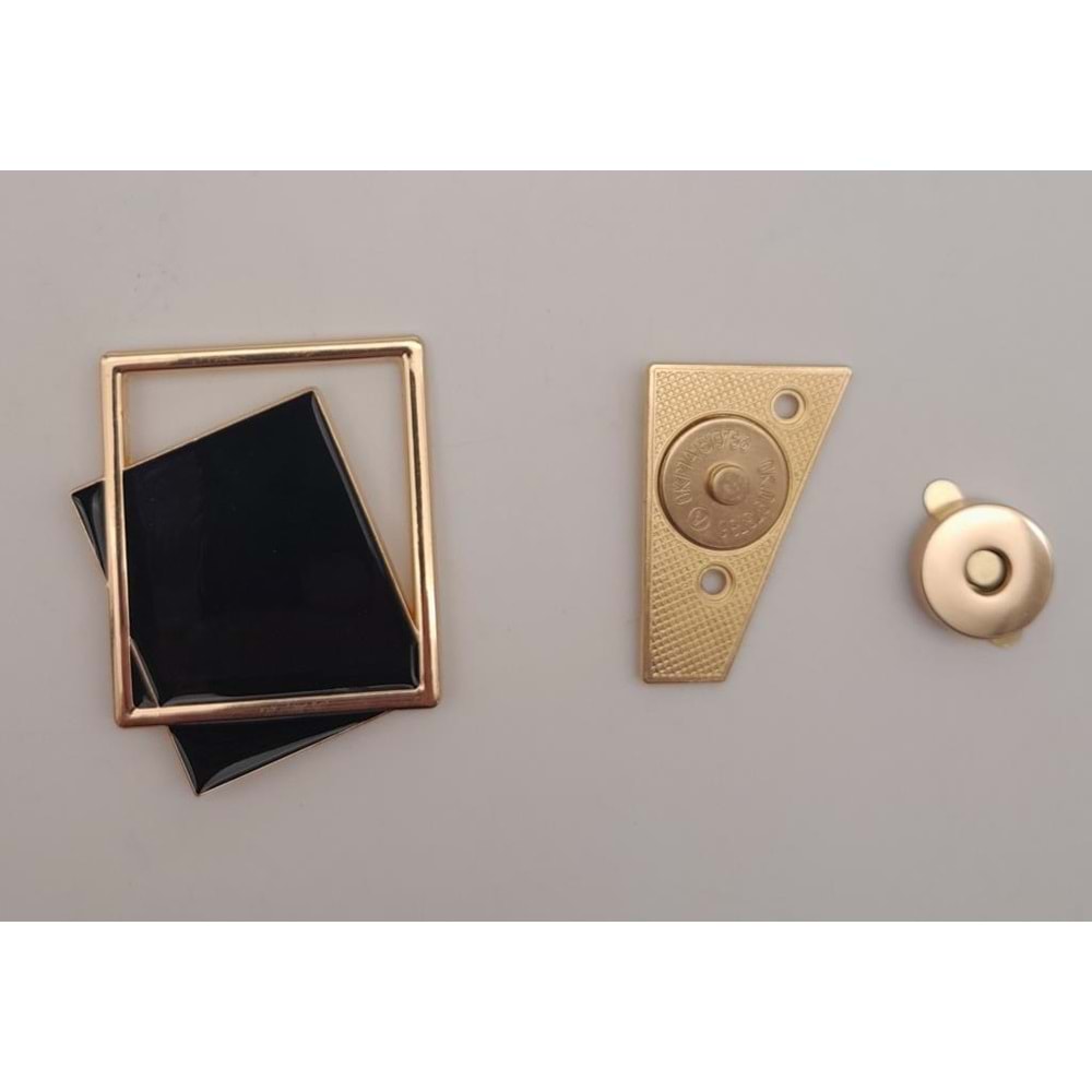 Çanta Aksesuar Light Gold Çerçeve Model Siyah Renk Mıknatıslı Kilit