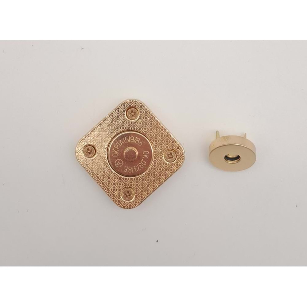 Çanta Aksesuar 3.5 cm Kare Akrilikli Taba Renk Light Gold Mıknatıslı Kilit