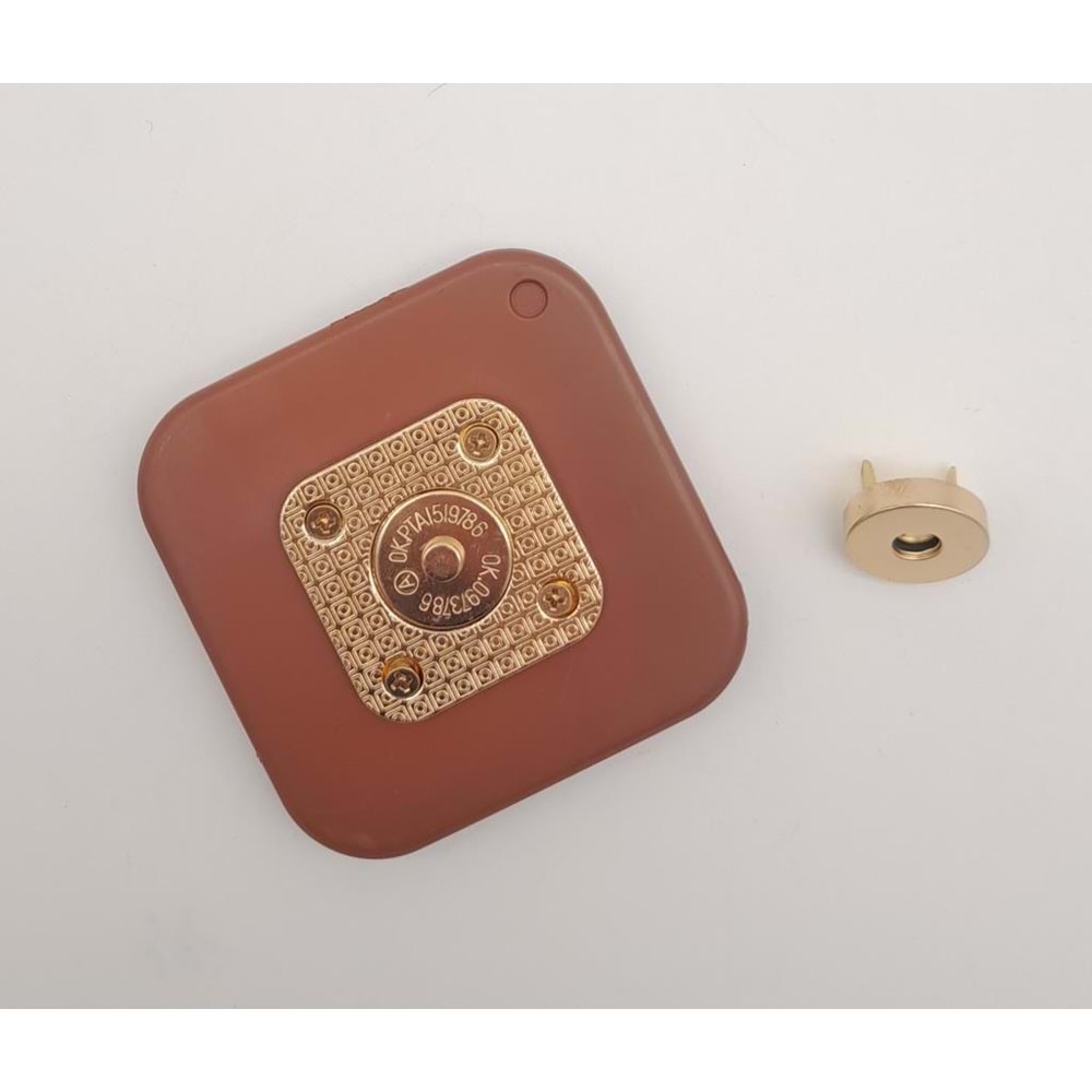 Çanta Aksesuar 7 cm Kare Akrilikli Taba Renk Light Gold Mıknatıslı Kilit