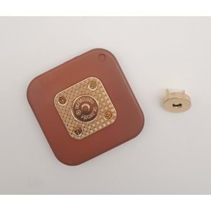 Çanta Aksesuar 7 cm Kare Akrilikli Taba Renk Light Gold Mıknatıslı Kilit