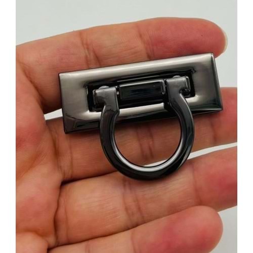 Çanta Aksesuar 4.5x3 cm Halkalı Füme Renk Çanta Kilidi