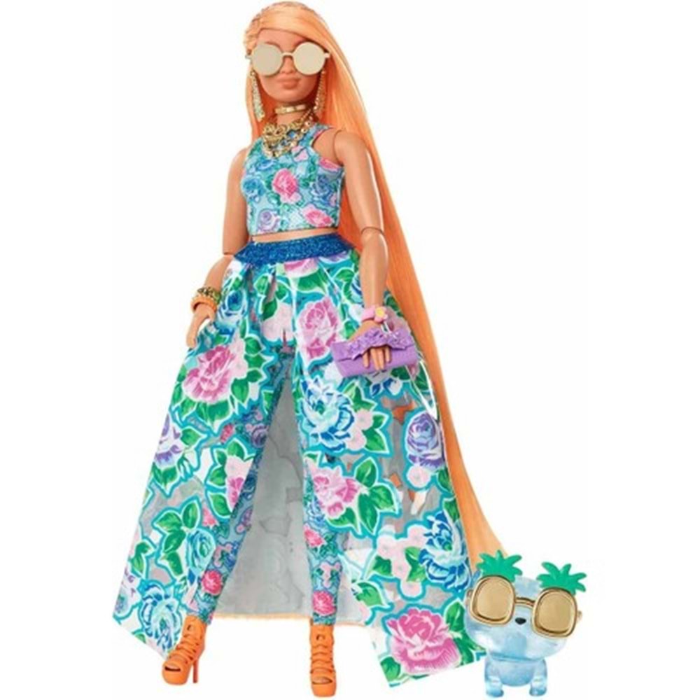 Barbie Extra Şık Bebek Ve Yavru Kedisi HHN14