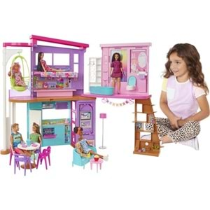 Barbie Tatil Evi Oyun Seti HCD50