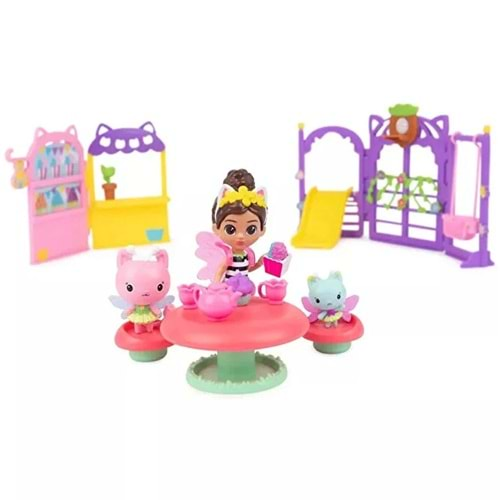 Gabbys Dollhouse Kitty Peri Bahçe Partisi Oyun Seti