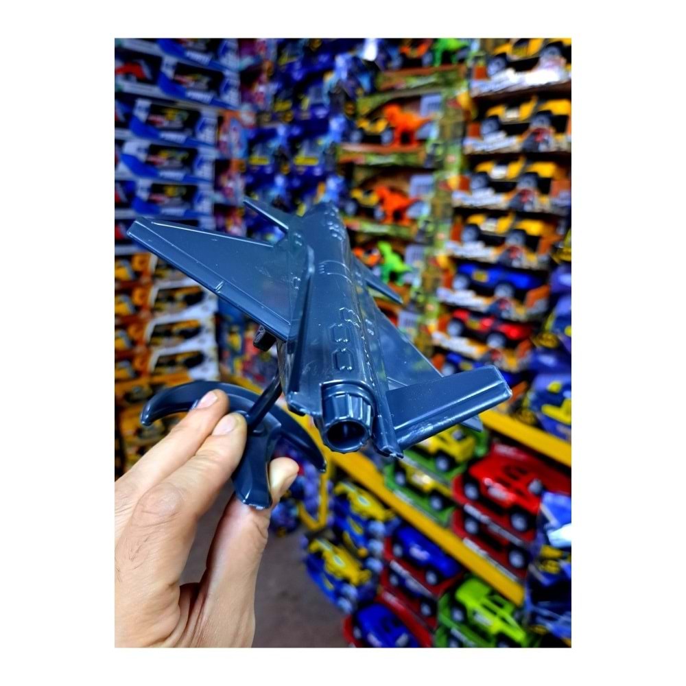 Öz Bayraktar Model Uçak Kızıl Elma BP-056 (1 Adet)