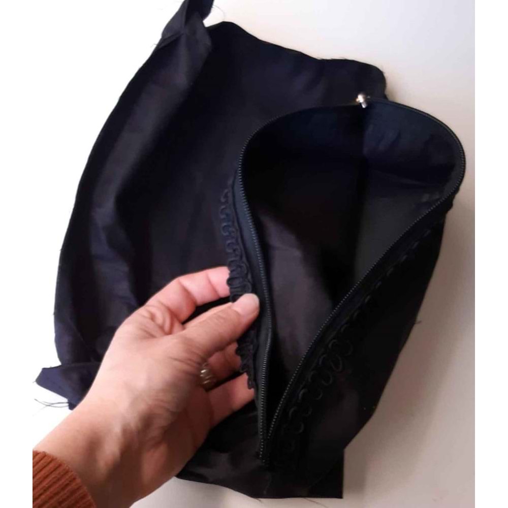 Çanta Aksesuar Siyah 38X38 Cm, Dikilmiş Halde, Fermuarlı Astar