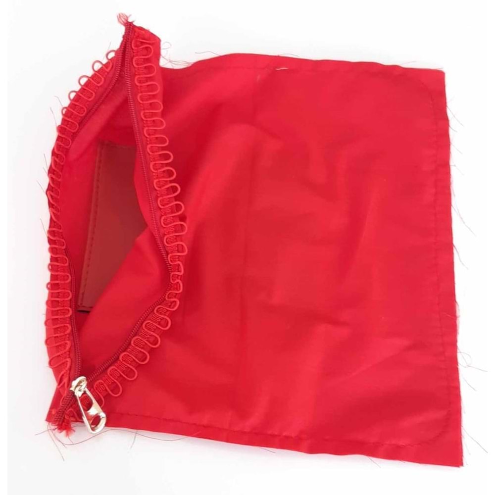 Çanta Aksesuar 28X28 Cm, Kırmızı Renk Dikilmiş Halde, Fermuarlı Astar