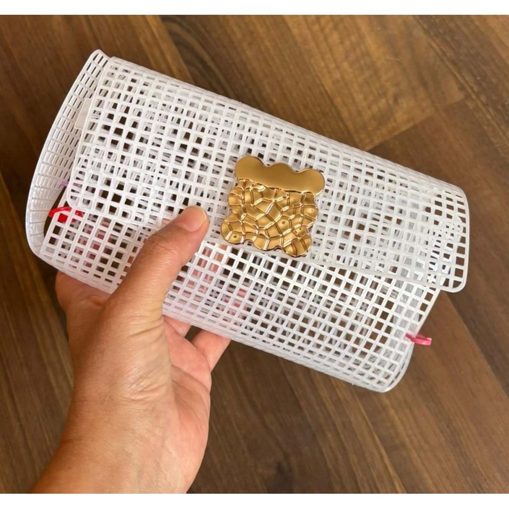 Çanta Aksesuar 36x40 Cm Plastik Kanvas Mıknatıslı Kilitli