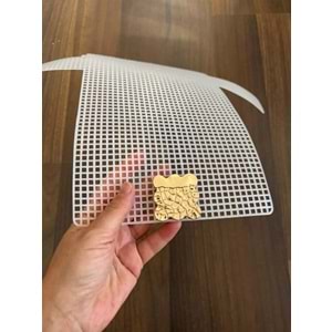 Çanta Aksesuar 36x40 Cm Plastik Kanvas Mıknatıslı Kilitli