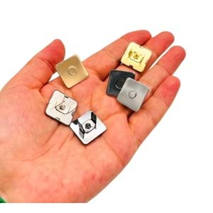 Çanta Aksesuar Kare Model Çanta Mıknatısı Füme Renk