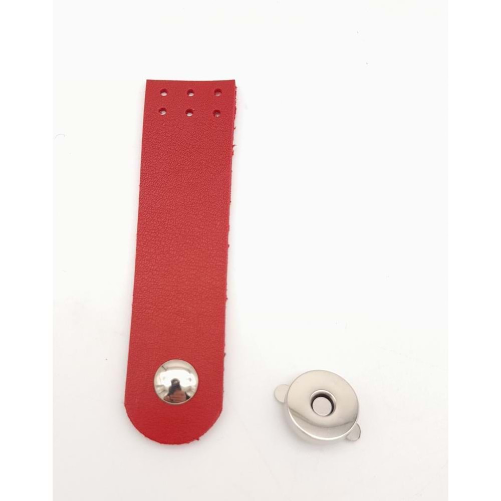 Çanta Aksesuar Kırmızı Renk Tek Kat Suni Deri Kapak 10.5x2.5 cm Gümüş Metal