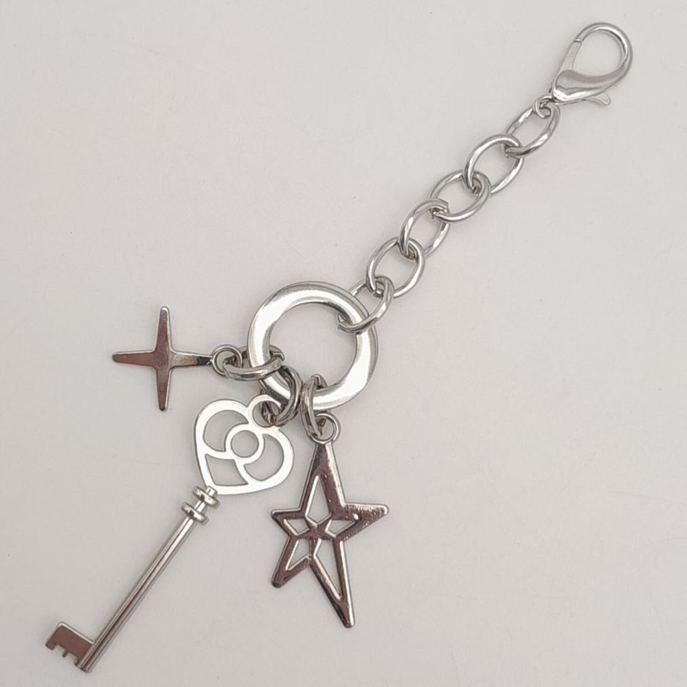 Çanta Aksesuar Gümüş Renk Anahtarlı Çanta Süsü